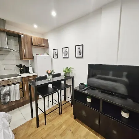 Gdy0 - The Green Dragon Apartment London Exterior photo