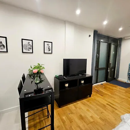 Gdy0 - The Green Dragon Apartment London Exterior photo